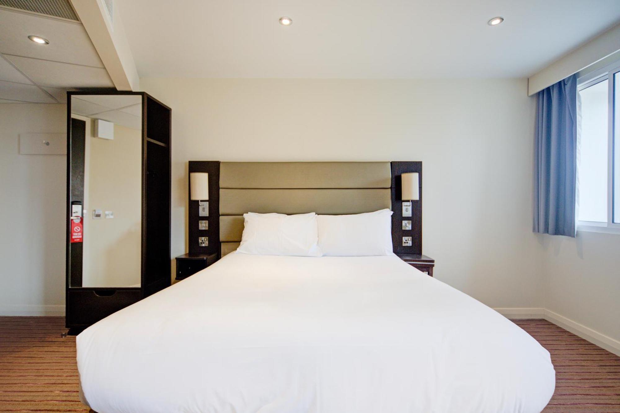Belvilla Newport City Centre Hotel - Lifestyle Extérieur photo
