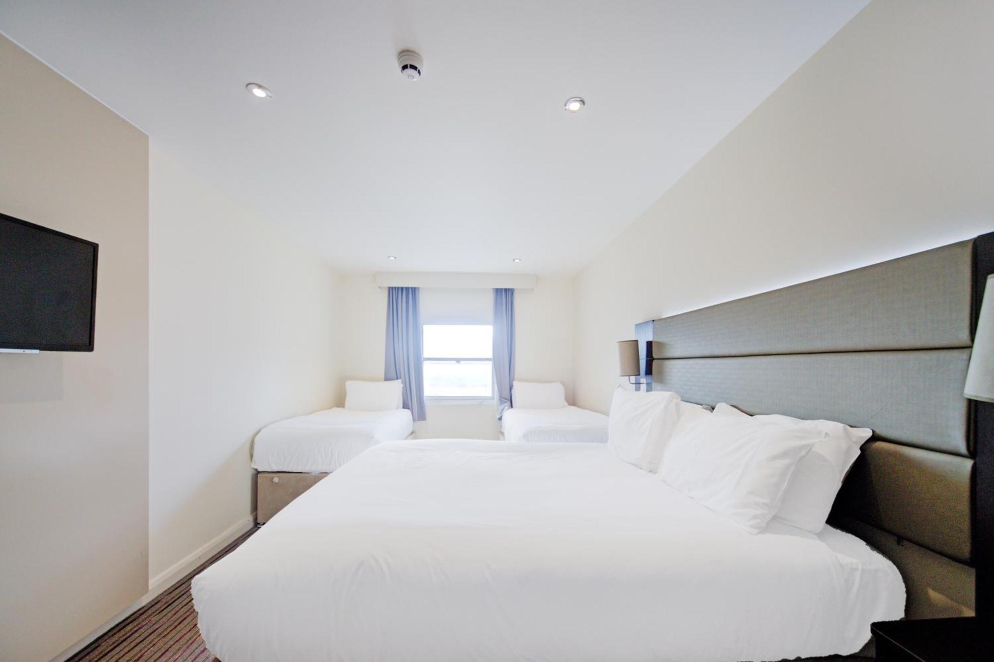Belvilla Newport City Centre Hotel - Lifestyle Extérieur photo