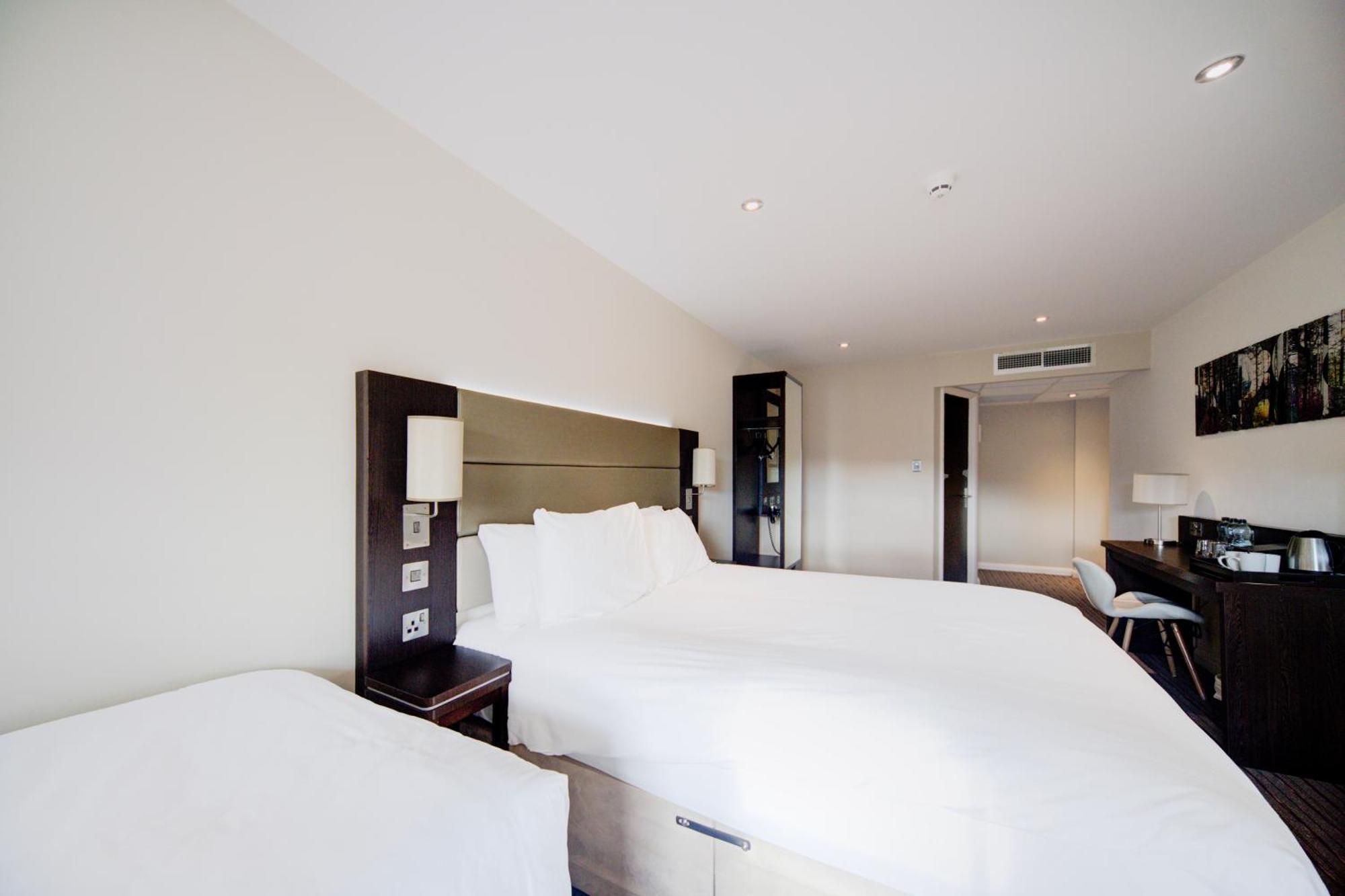 Belvilla Newport City Centre Hotel - Lifestyle Extérieur photo