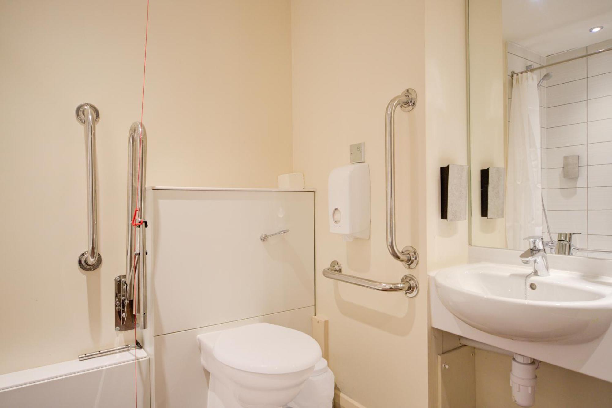 Belvilla Newport City Centre Hotel - Lifestyle Extérieur photo