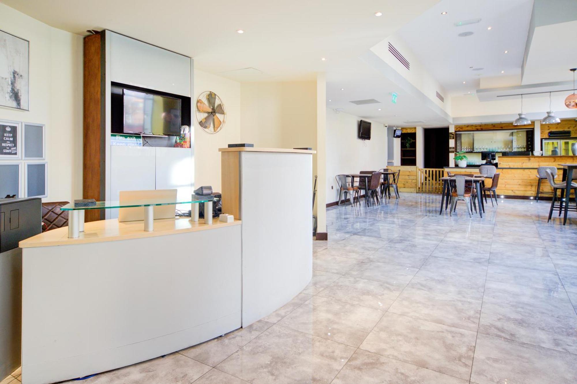 Belvilla Newport City Centre Hotel - Lifestyle Extérieur photo