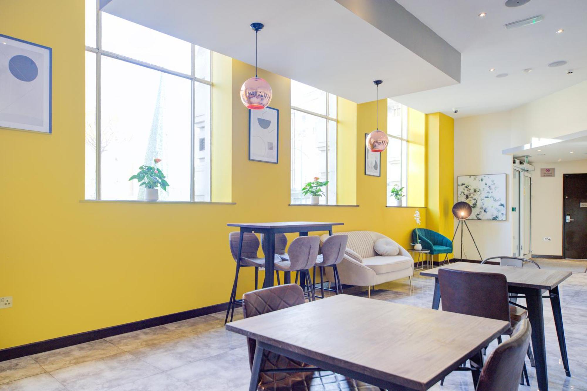 Belvilla Newport City Centre Hotel - Lifestyle Extérieur photo