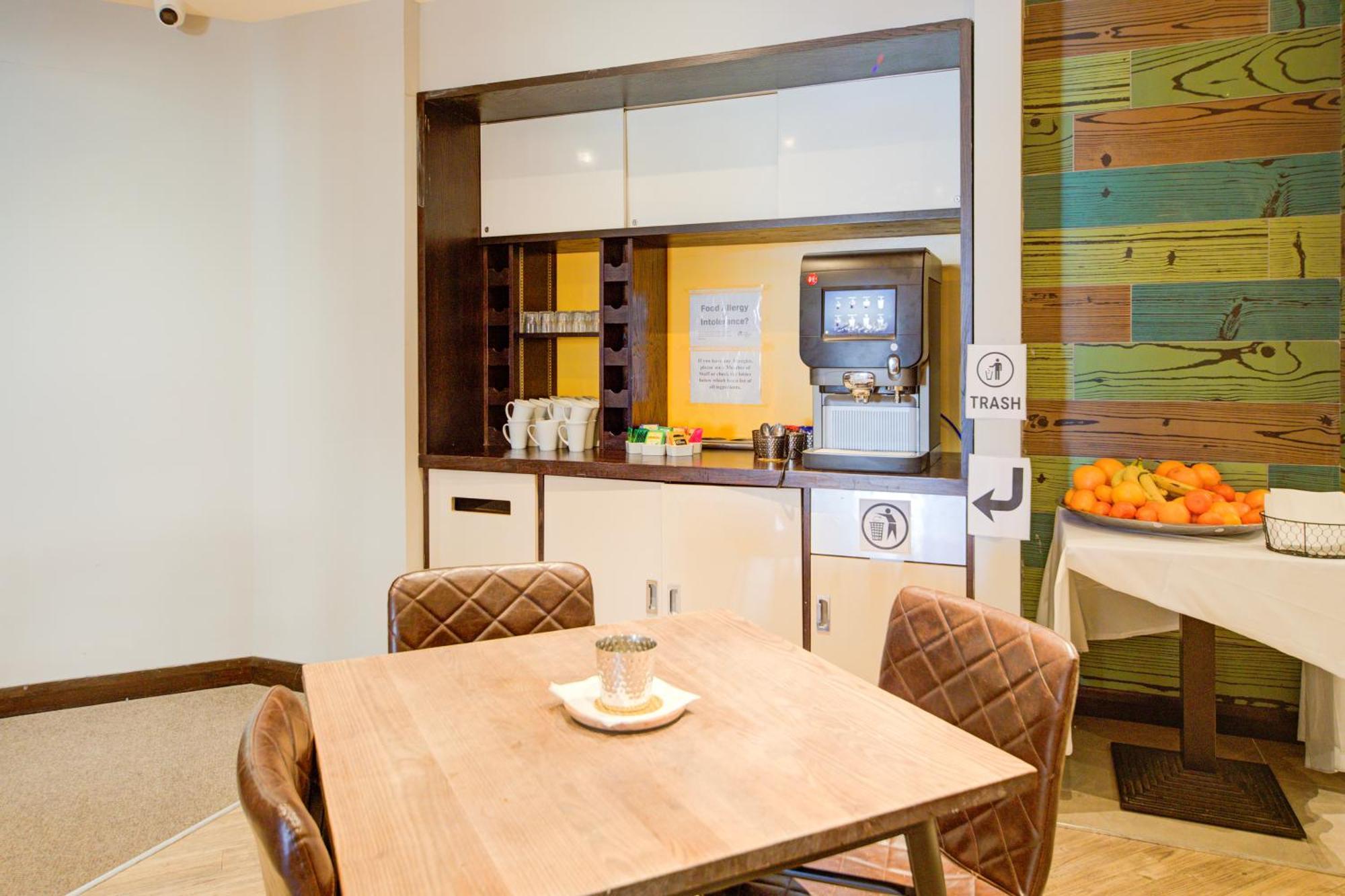 Belvilla Newport City Centre Hotel - Lifestyle Extérieur photo