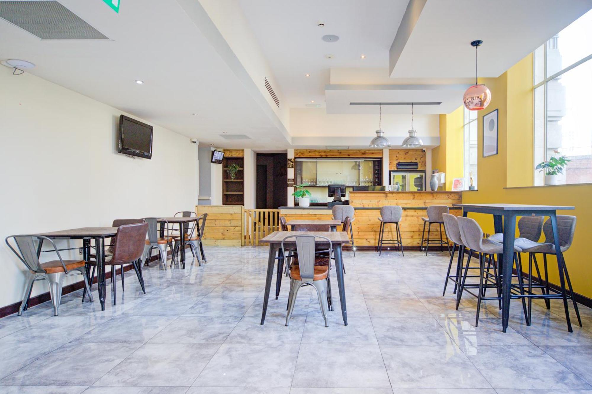 Belvilla Newport City Centre Hotel - Lifestyle Extérieur photo