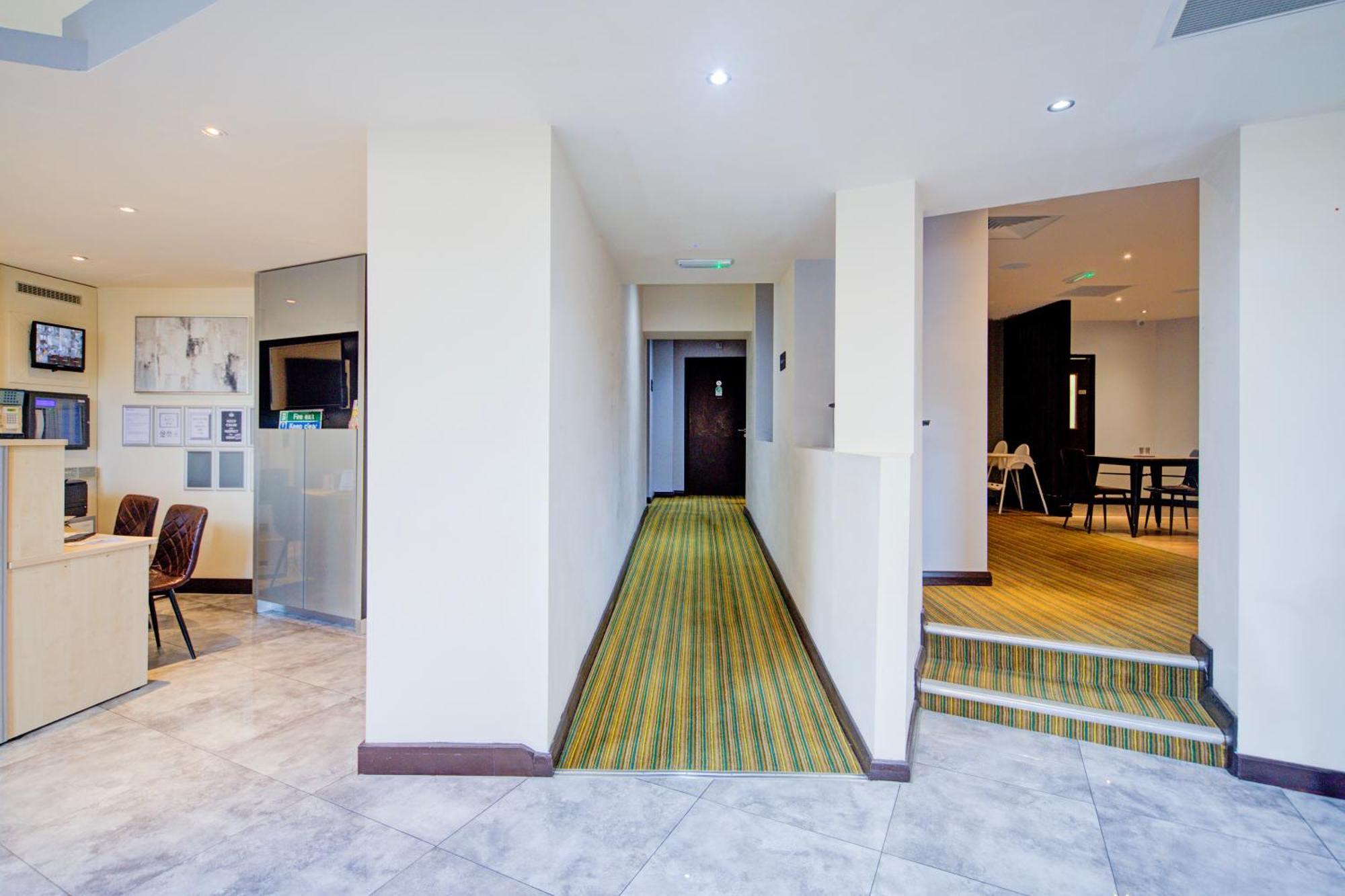Belvilla Newport City Centre Hotel - Lifestyle Extérieur photo